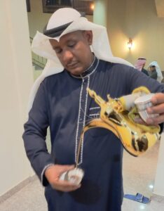 دمة شاي وقهوة للاستقبال بالكويت – المجد للضيافة